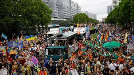 «Hallo, Zirkus!» - Berliner CSD gestartet