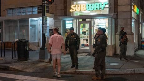 D.C. man accused of throwing sandwich at federal agent faces felony charges