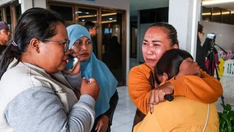 Bali, affonda traghetto: 2 morti e 43 dispersi