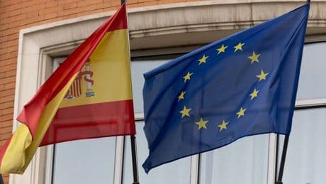 España plantea una oficialidad parcial del catalán, euskera y gallego en 2027 para convencer a la UE