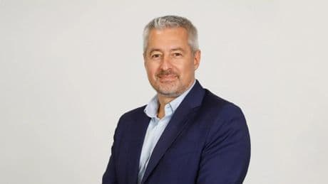Ivan Segal, responsable de Ventas de Renault: “Todavía necesitamos incentivos para que el coste total de un coche eléctrico ofrezca una ventaja clara frente a uno de combustión”