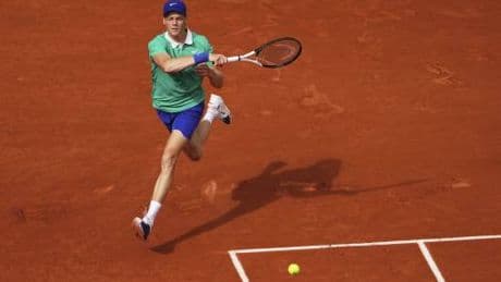 Roland Garros, Sinner è strepitoso: batte Bublik in tre set e arriva in semifinale