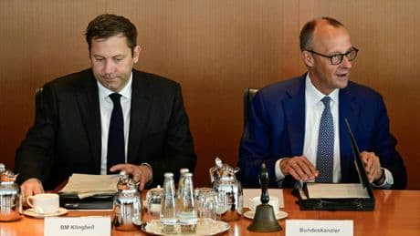 Umfrage: Mehrheit befürchtet unter neuer Regierung Rückschritte bei Wohnen und Rente