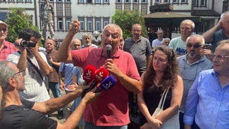 Fındıklı’da Belediye Başkanı Çervatoğlu’na saldırı protestosu: “Bu tür saldırıları asla kabul etmeyeceğiz”