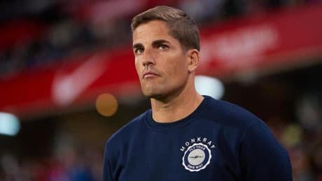 "Me siento más avergonzado que nunca en mi carrera como entrenador"