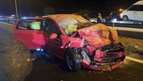 Samsun'da iki otomobil çarpıştı: 1'i ağır 8 yaralı