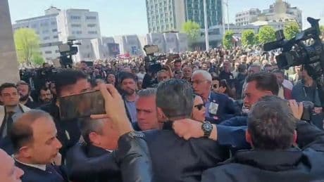 Özgür Özel'e saldırı: İstanbul Cumhuriyet Başsavcılığı soruşturma başlattı