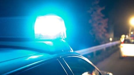 Berlin: Unbekannter würgt Kneipengast bis zur Bewusstlosigkeit