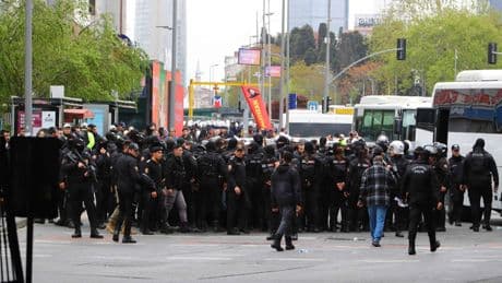 1 Mayıs'ta gözaltına alınan 13 kişi tutuklandı