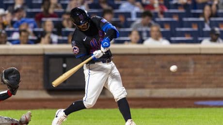 Luis Torrens’ latest blunder leave Mets with uncertainty behind the plate