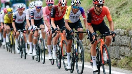 La decimosexta etapa del Giro de Italia, en directo