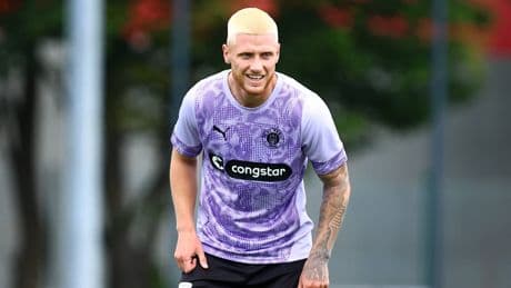 St. Paulis blonde Kante - Oppie legt los gegen Silkeborg
