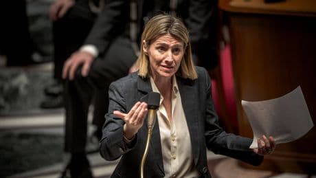 Après les réformes annoncées sur l'assurance-chômage et le travail, le délicat service après-vente d'Astrid Panosyan-Bouvet