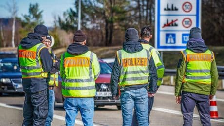Duitsland scherpt asielbeleid aan: gaat asielzoekers aan grens tegenhouden
