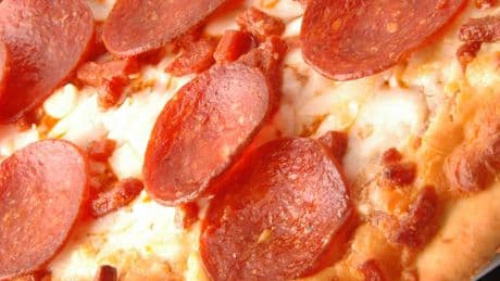 Stromkosten für Tiefkühlpizza: So teuer ist Aufbacken im Ofen & Mikrowelle