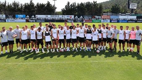 Jurasek ve Arroyo sosyal medya hesaplarını kapatmıştı; Beşiktaşlı oyunculardan "Dijital zorbalığa hayır!" tepkisi