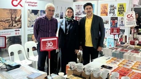 Dedetaş'tan Cumhuriyet Kitapları'na ziyaret