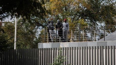 El Gobierno acusa a Pozuelo de "racismo preventivo" por querer cerrar su centro de migrantes cuando esperan a 400 menores