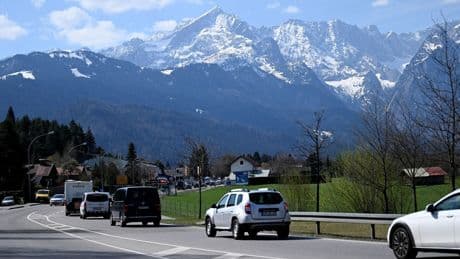 Neue Regeln kommen: Jetzt müssen Sie auch bei Stau auf der Autobahn bleiben