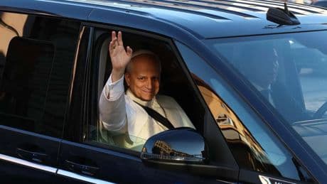 Así es el nuevo coche de León XIV: alemán y muy alejado al popular Fiat del Papa Francisco