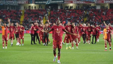 Galatasaray'da nefesler tutuldu! Şampiyonluk için geri sayım başladı