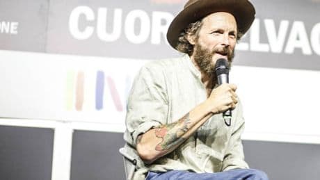 Perché il pop non parla più (anche) la lingua dell'estate