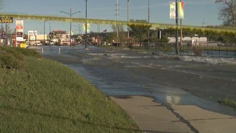 Lax standards more than 50 years ago contributed to Calgary water main break: report