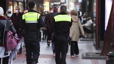 Un tercio de los detenidos por la Ertzaintza desde 2019 acumulaban ya tres arrestos anteriores
