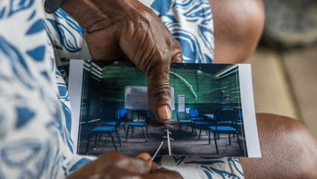 Photos: How torn pictures and trusted herbs create healing in Colombia