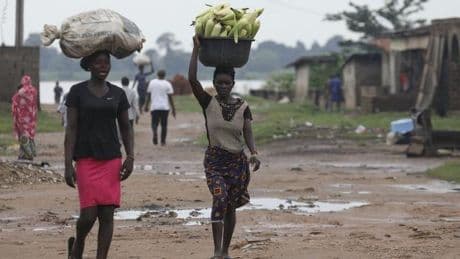 Nigeria: Bewaffnete töten zahlreiche Dorfbewohner in Nigeria