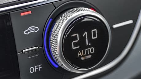 Müde am Steuer? Der Grund könnte in Ihrem Auto-Schalter stecken