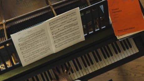 Lorenza Salamon, gallerista in trasferta per il pianoforte