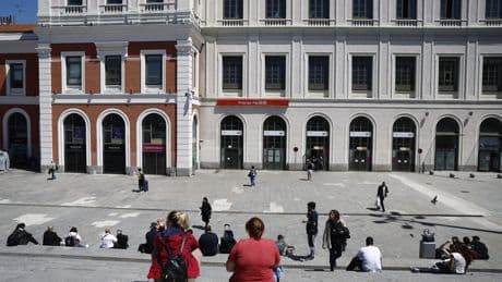Madrid 'a oscuras' con una luz fabulosa