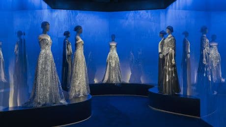 Giorgio Armani Privé 2005-2025: vent’anni di alta moda in mostra a Milano