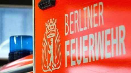 Wittenau: Brand in Heizkraftwerk– Feuerwehr im Großeinsatz