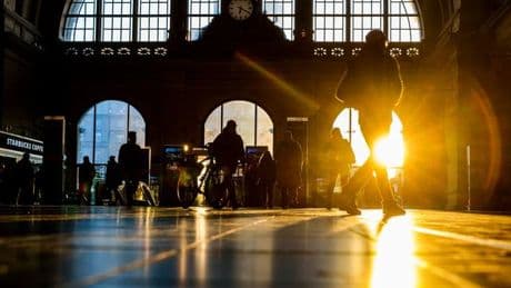 Kooperationsvereinbarung: Mehr Sicherheit am Hauptbahnhof Frankfurt geplant