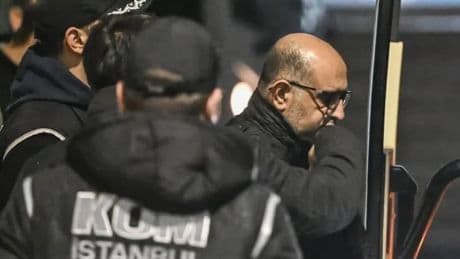 Aziz İhsan Aktaş'tan adliyeye 'gizemli' ziyaret!