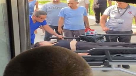 Otobüs şoförü, rahatsızlanan yolcuyu hastaneye yetiştirdi