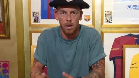 Con txapela del Athletic y hablando en euskera... la última provocación de Jota Jordi