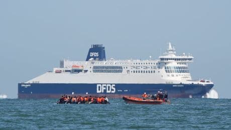 Man dies trying to cross English Channel to the UK