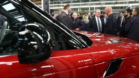 JaguarLandRover: Moody's rialza rating, nel 2025 performance solide e ottima redditività