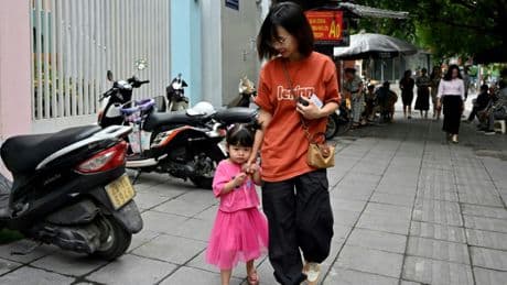 Wegen sinkender Geburtenrate: Vietnam streicht Zwei-Kind-Regelung