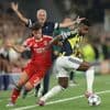Verder dan afstandsschoten komen ze voorlopig niet: nog geen goals tussen Fenerbahçe en Benfica