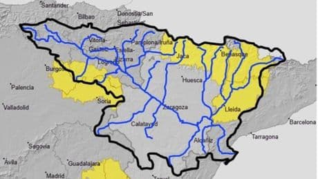La CHE alerta de la crecida de barrancos en Aragón por "lluvias intensas": podrían caer 15 litros en solo una hora