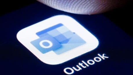 Microsoft Confirms Outlook Emails Are Crashing — Here’s The Fix