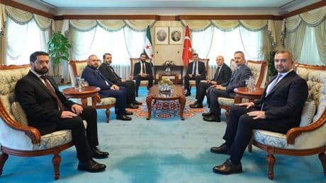 Yılmaz ve Şimşek, Suriyeli yetkililerle bir araya geldi