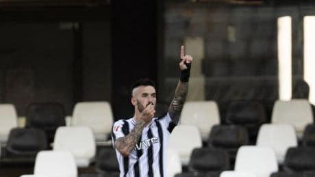 El Cartagena se lleva el duelo de descendidos ante el Tenerife