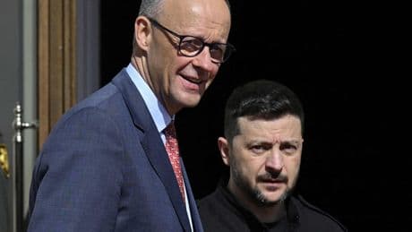 Selenskyj zu Notfall-Besuch in Berlin - Welche Waffen hat Merz im Köcher?