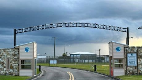 Man convicted of killing estranged wife dies after four decades on Florida's death row