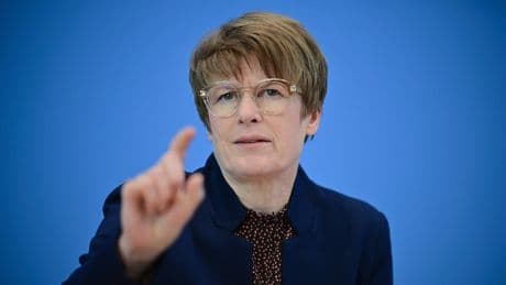 „Der Schaden ist immens“ - Wirtschaftsweise Grimm rechnet mit EU-Regeln ab